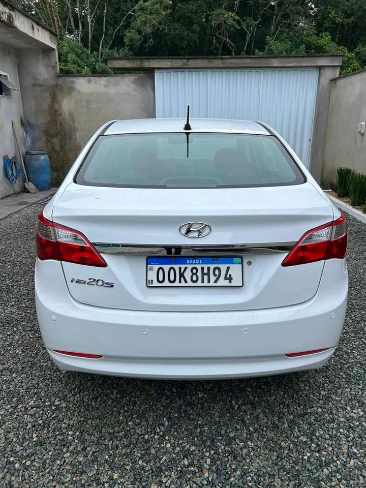 Hyundai HB20 2014